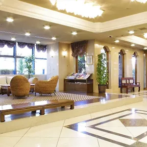 https://mandarin-yokohama.kanagawa-hotels.com